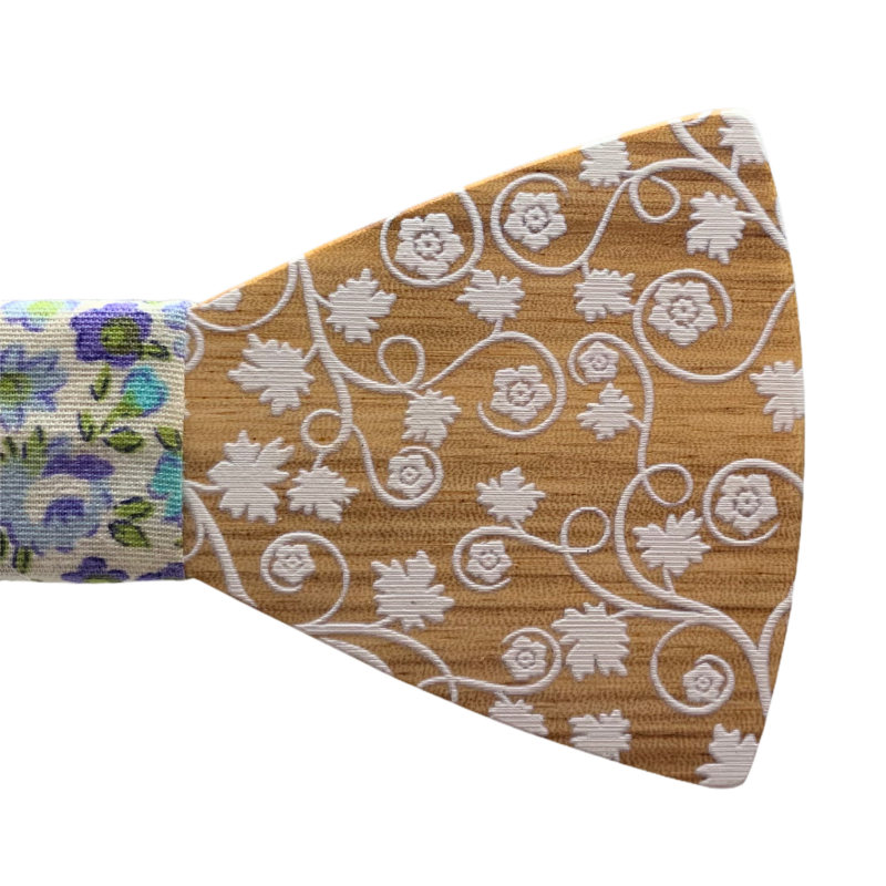 Dřevěný pánský motýlek Flower Levandule 