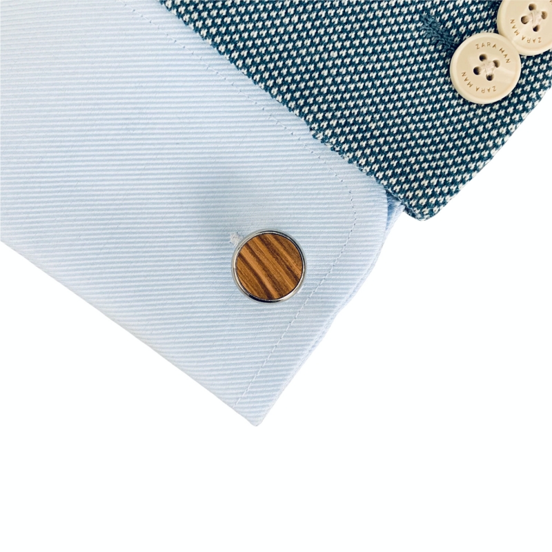 Dřevěný modrý set - motýlek Jeleni + manžetové knoflíčky + kapesník