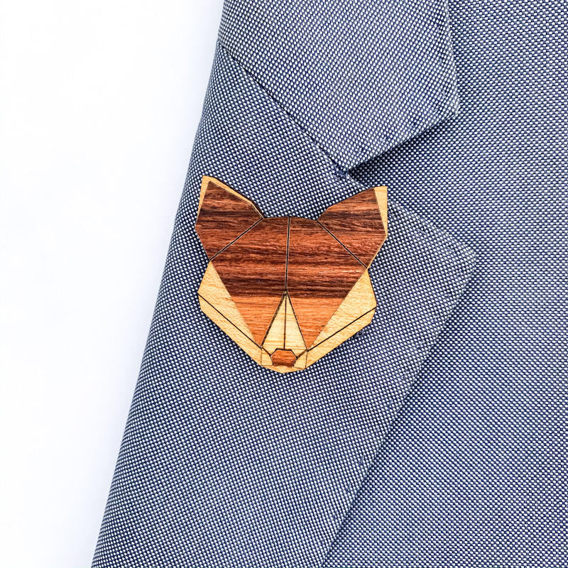 Dřevěná brož Liška 