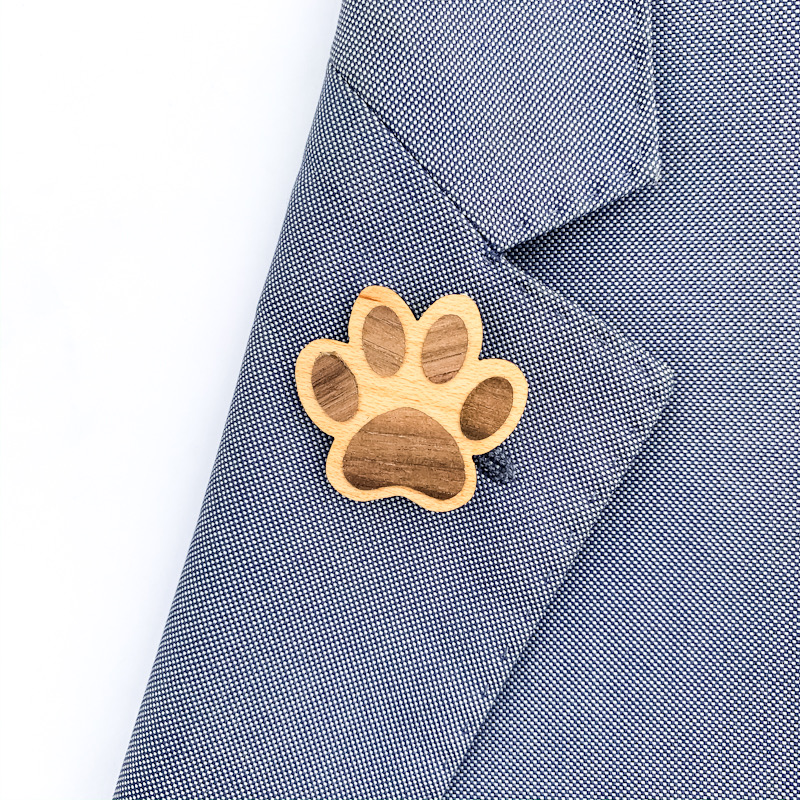 Dřevěná brož Tlapka 