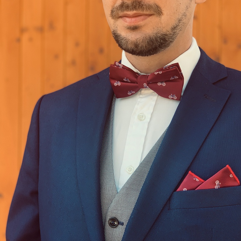 Červený set kravata, motýlek a kapesník Silniční kolo 