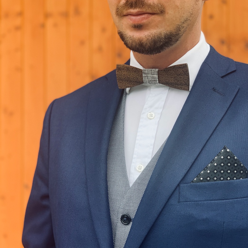 Dřevěný pánský motýlek Floral grey 