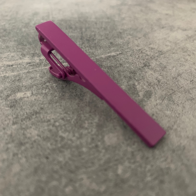 Vínová matná spona na kravatu Matte - 5 cm 