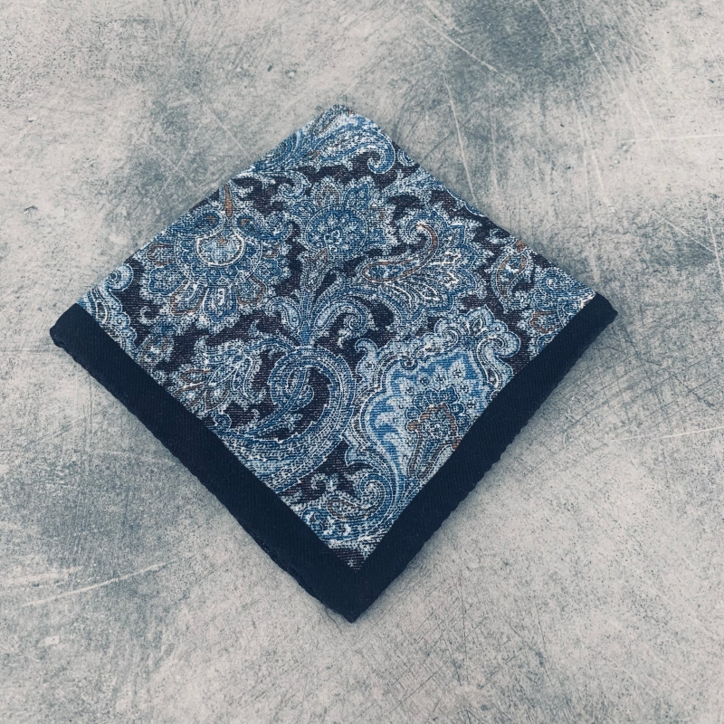 Černý kapesník do saka Blažek Paisley 