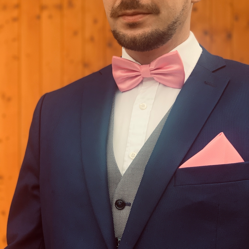 Růžový set kravata, motýlek, kapesník a manžetové knoflíčky Plaid