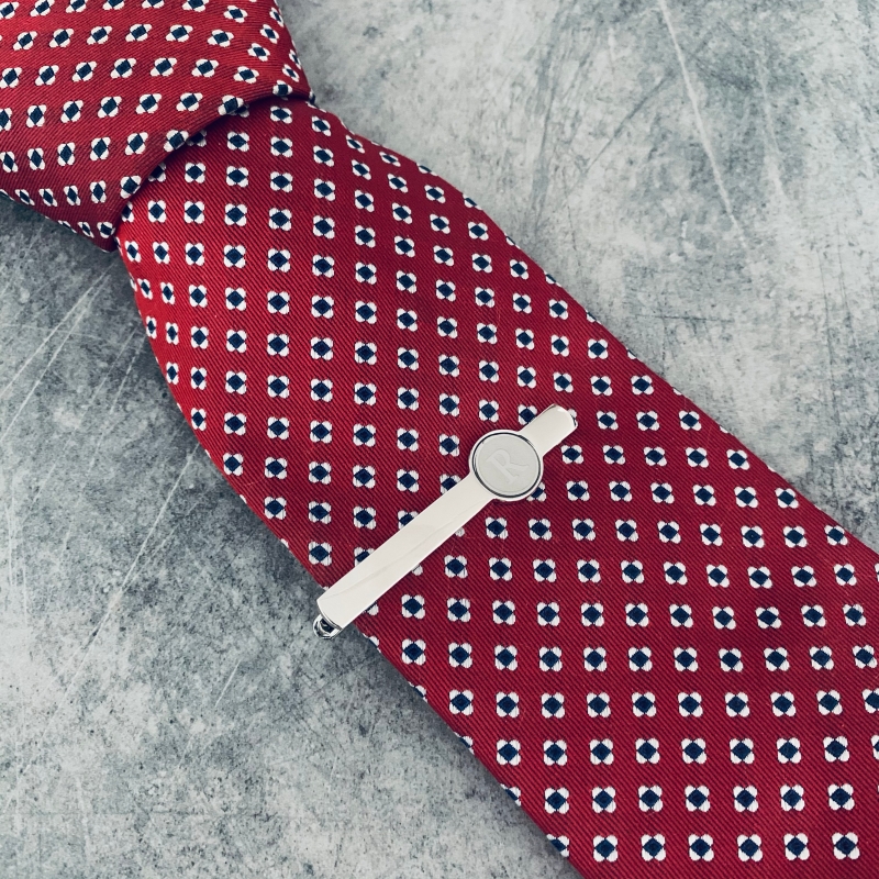 Stříbrný set - spona na kravatu a manžetové knoflíčky Iniciál R