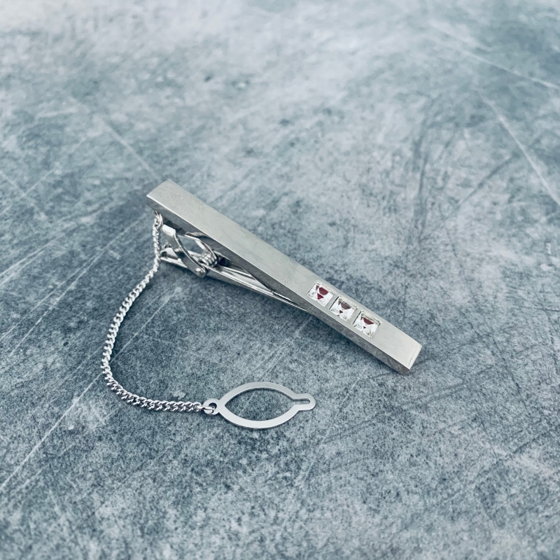 Stříbrno - čirá spona na kravatu 3 Crystals 