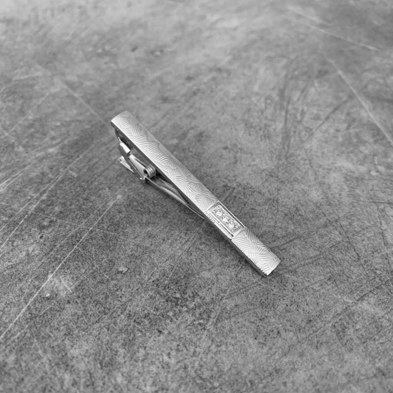 Stříbrná spona na kravatu 3 Cast Crystal 