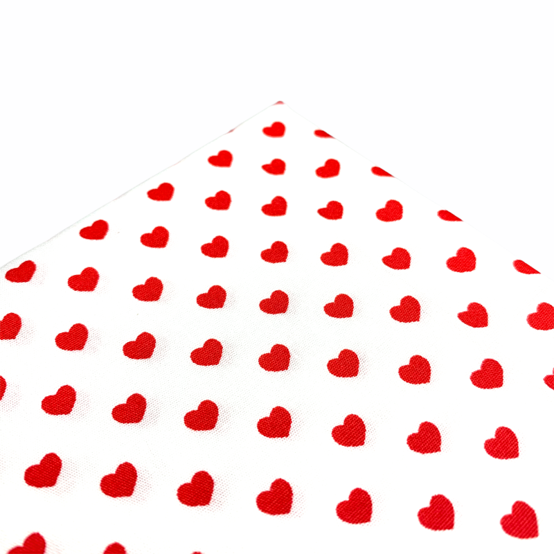 Bílo - červený kapesník do saka Srdce 