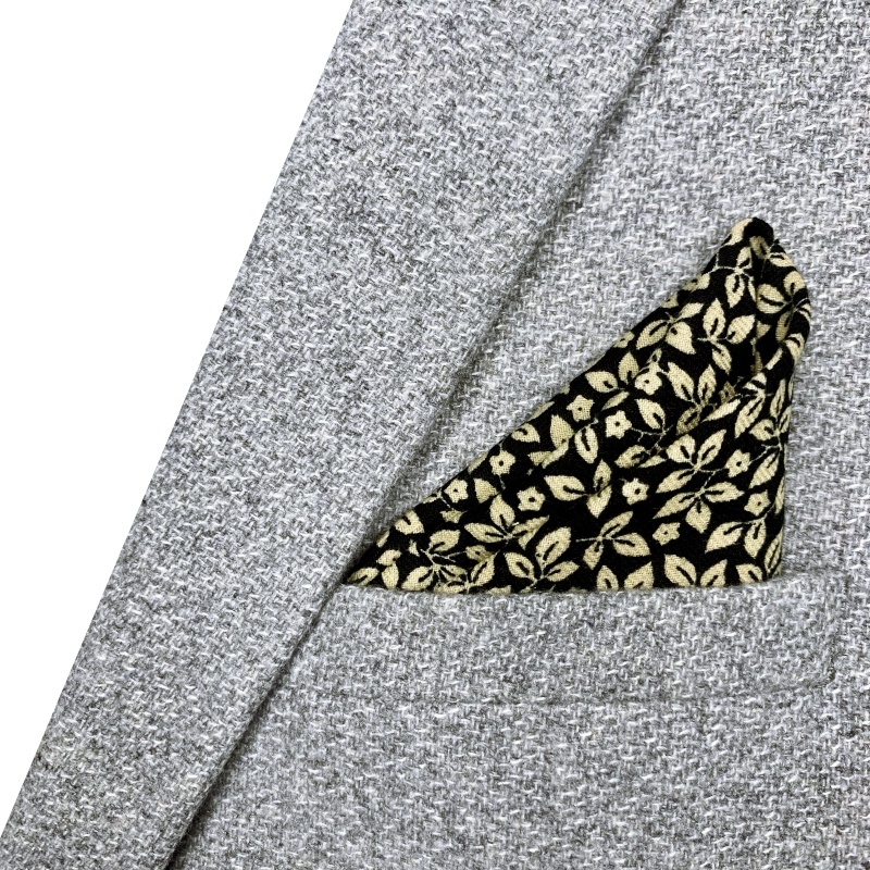 Černý kapesníček do saka Listy 