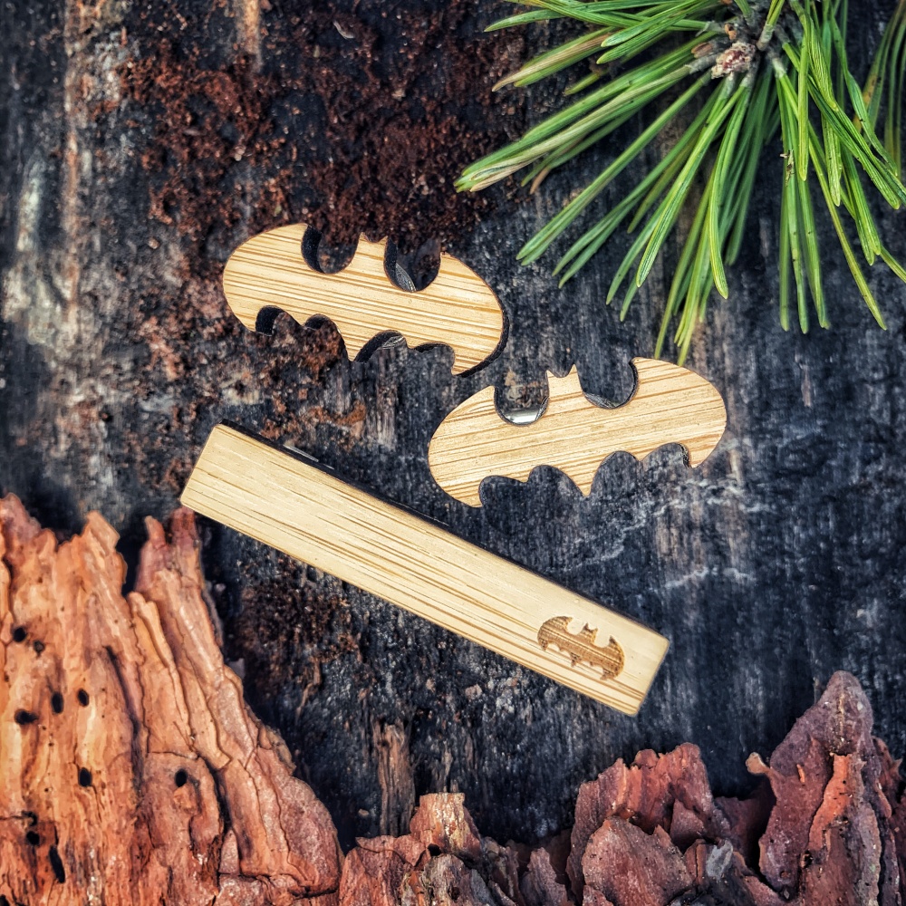 Dřevěný set - spona na kravatu a manžetové knoflíčky Batman