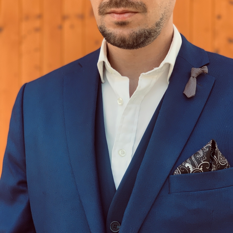 Stříbrná brož Kravata 