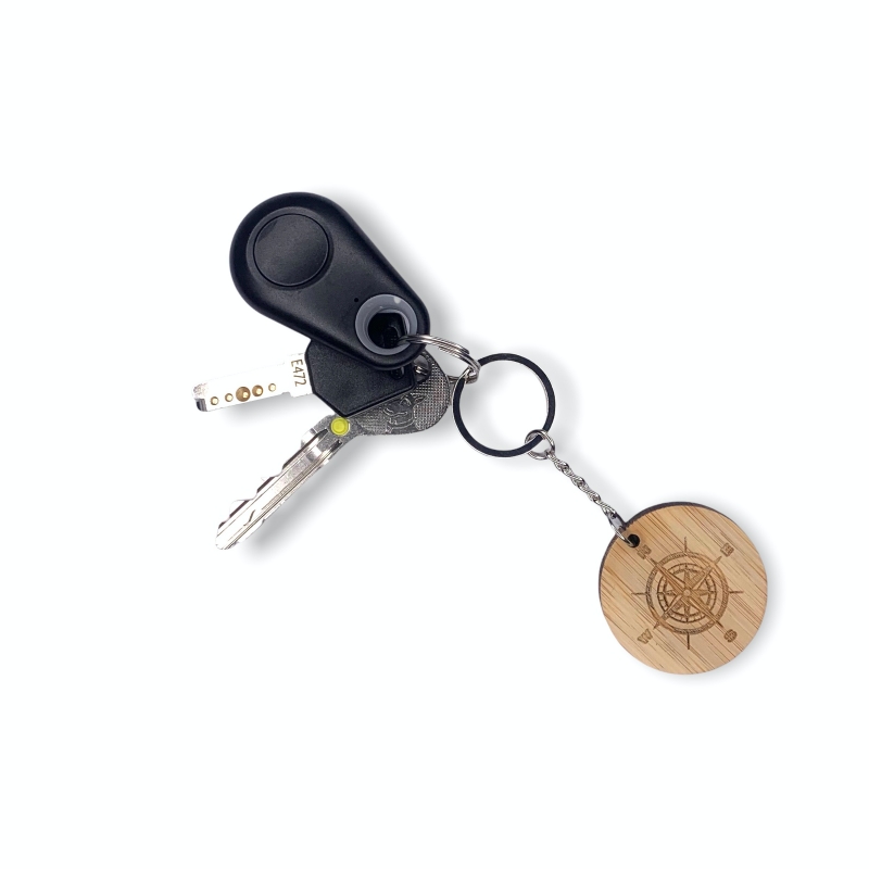 Dřevěná klíčenka Kompas 