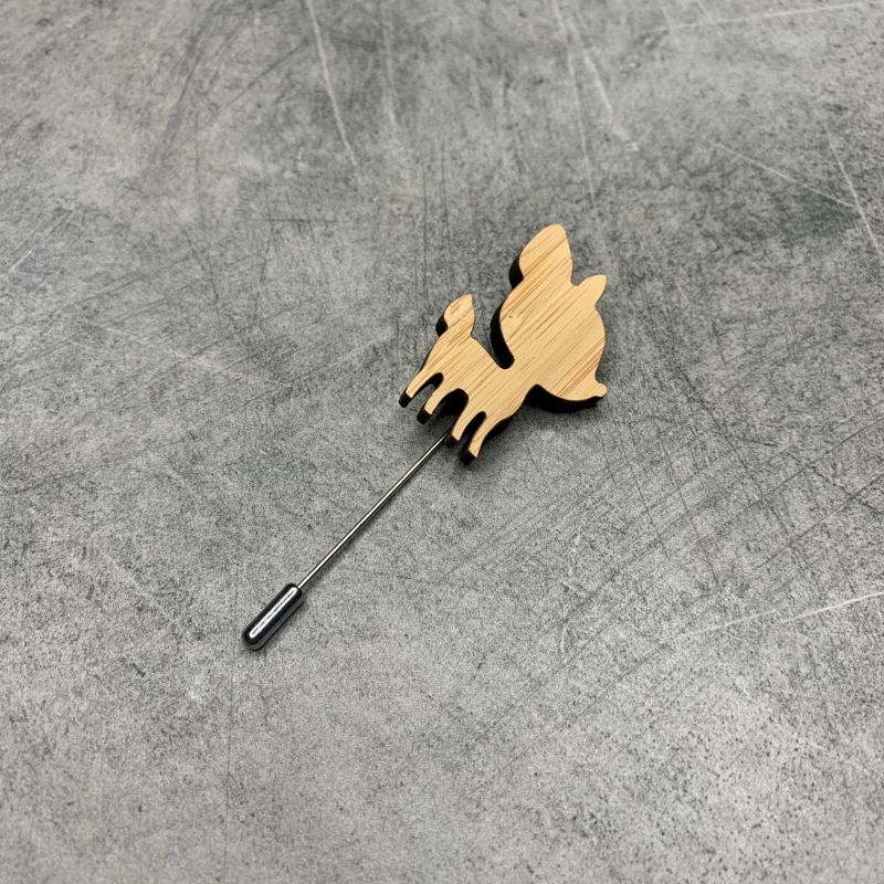 Dřevěná brož Srnka malá 