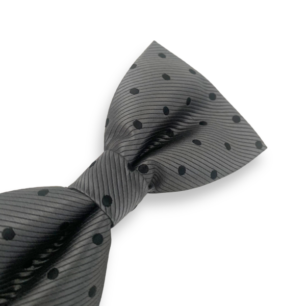 Šedý motýlek Black dot 