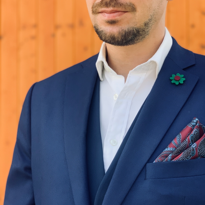 Zeleno - rudá brož Čtyřlístek Plsť