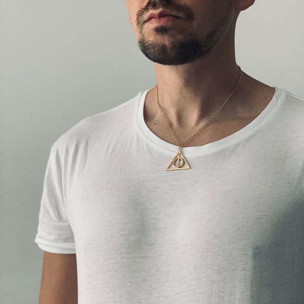 Zlatý náhrdelník Trojúhelník smrti 