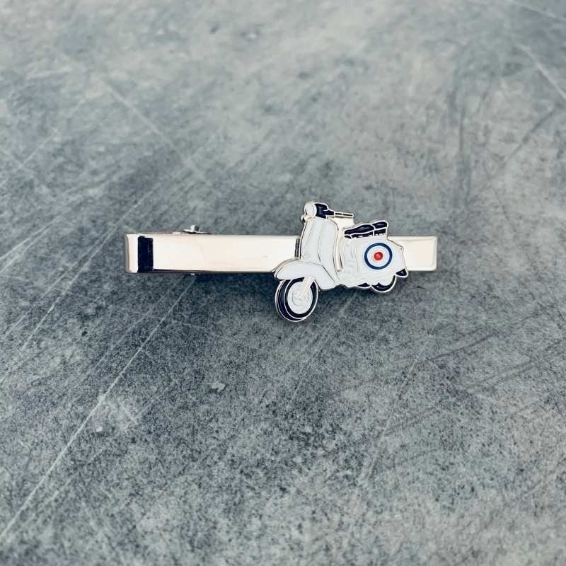 Stříbrná spona na kravatu Skútr