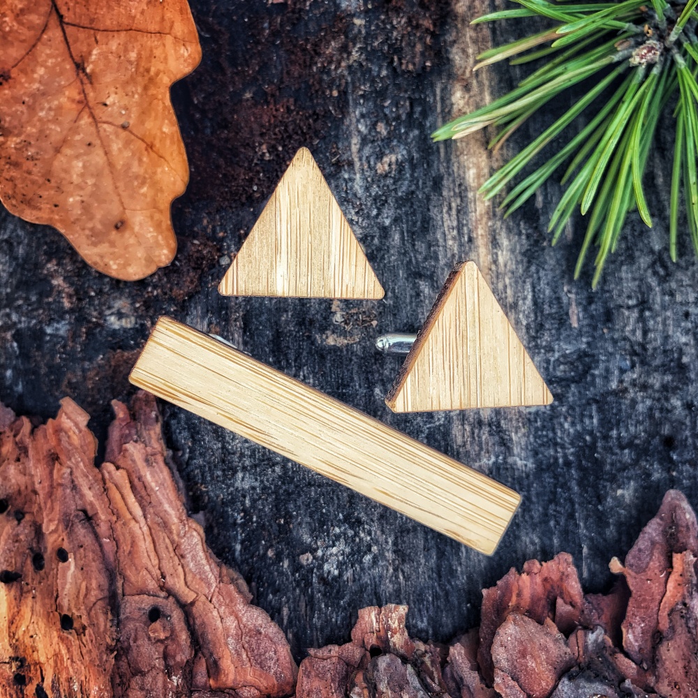 Dřevěný set - spona na kravatu a manžetové knoflíčky Trojúhelník 