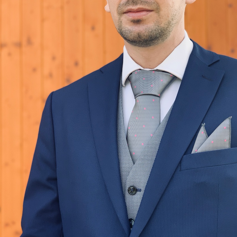 Šedo - růžový set kravata, kapesník a manžetové knoflíčky Dot 
