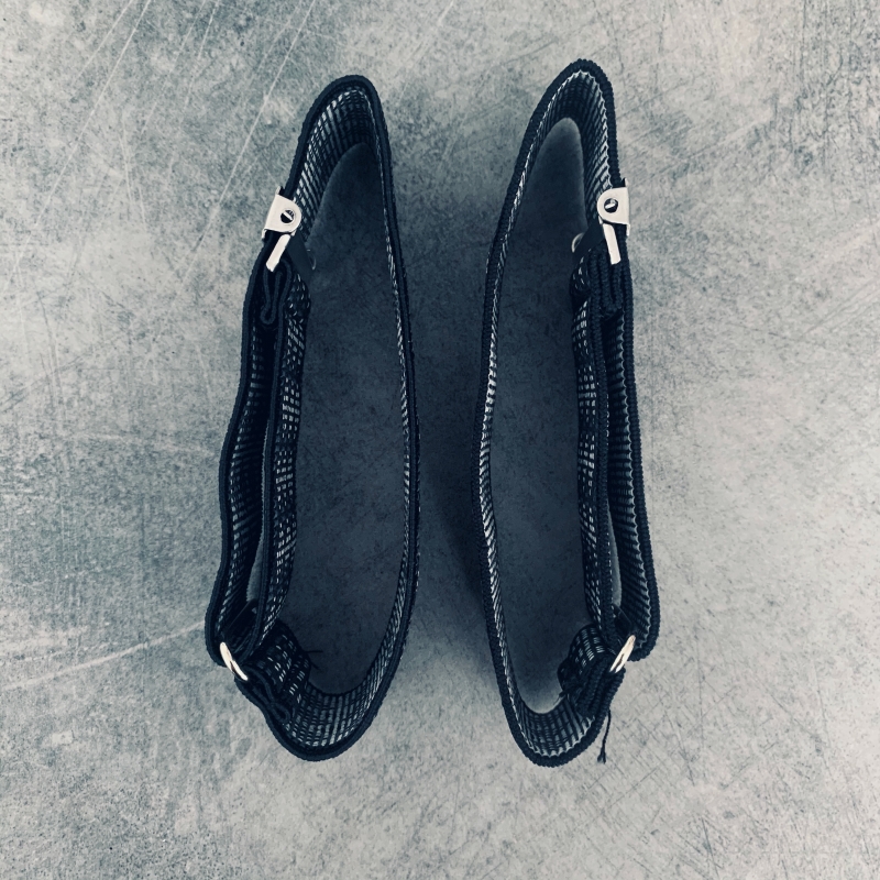 Černý držák rukávu košile Check 