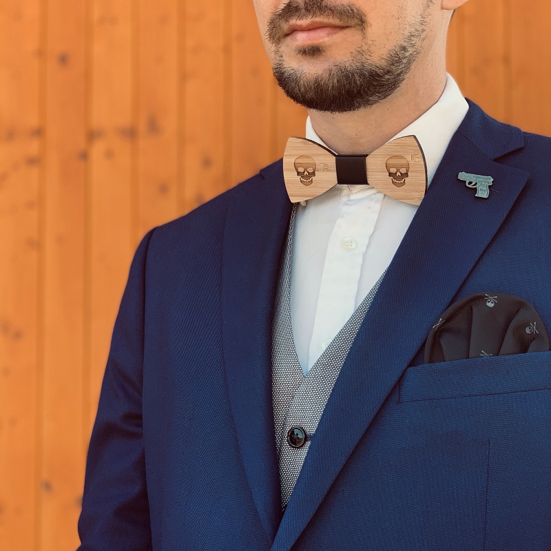 Dřevěný set - motýlek + manžetové knoflíčky Lebka 