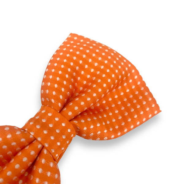 Oranžovo - bílý motýlek Dots