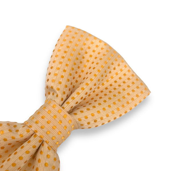 Zlatý motýlek Dots