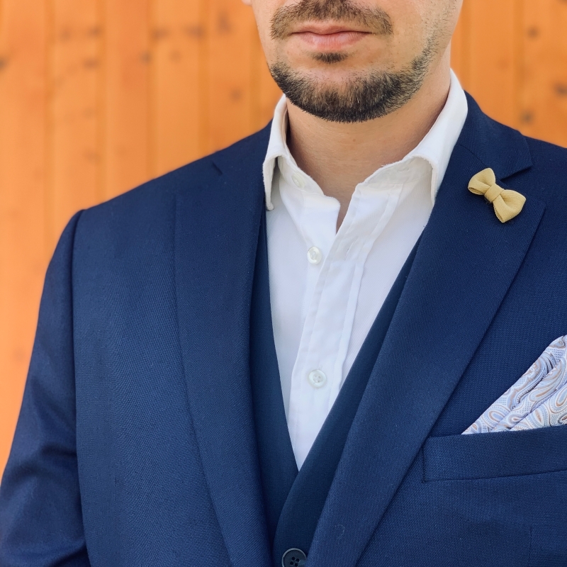 Zlatá brož Motýlek