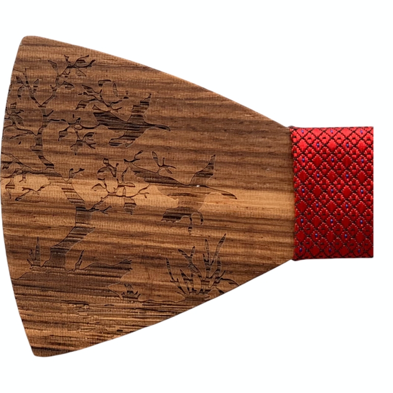 Dřevěný červený set - motýlek Jeleni + manžetové knoflíčky + kapesník