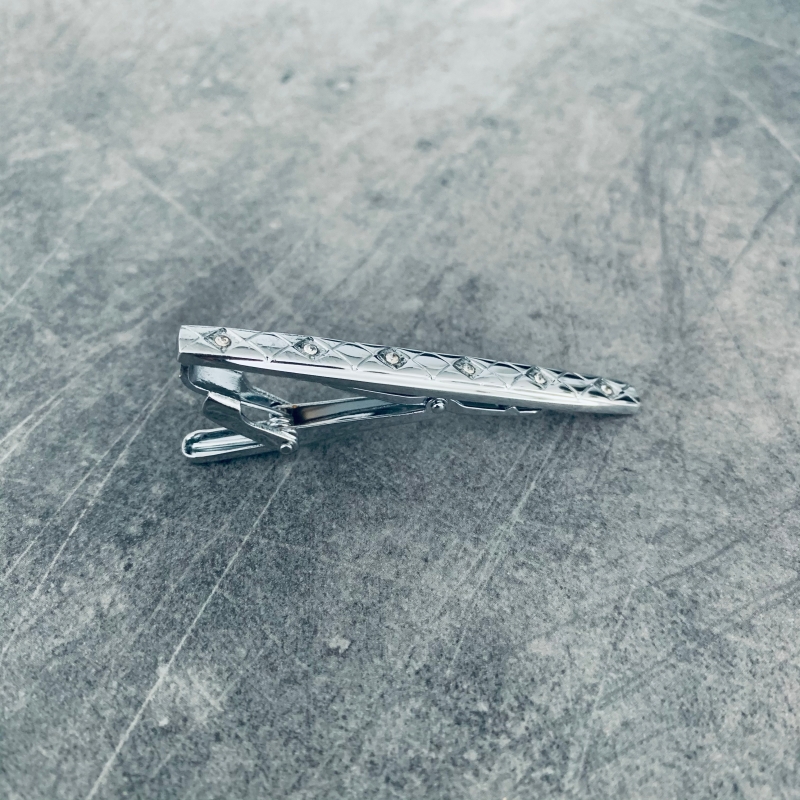 Stříbrná spona na kravatu Crystal Drop 