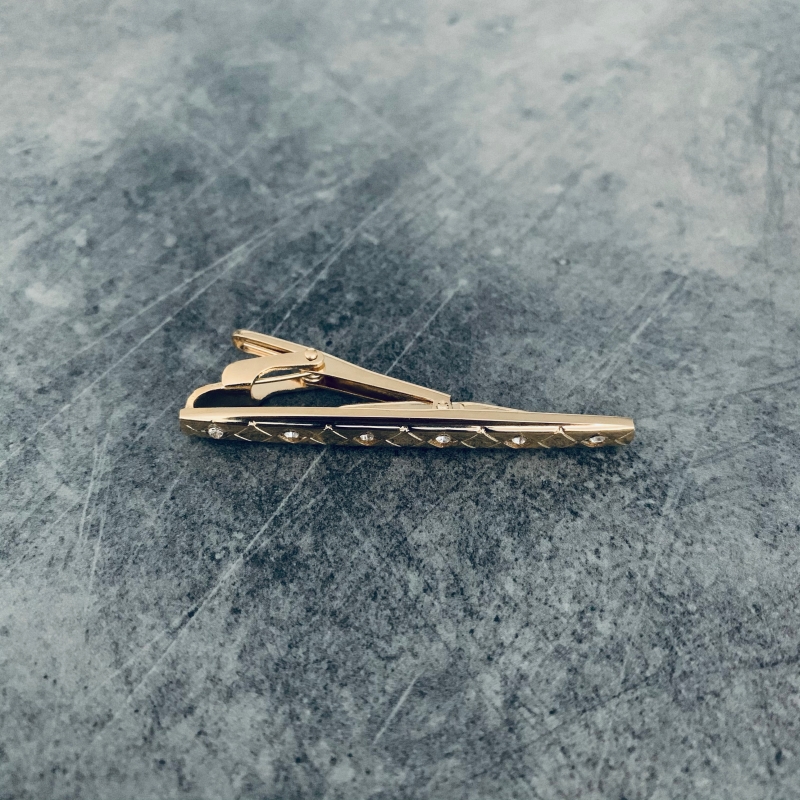 Zlatá spona na kravatu Crystal Drop 