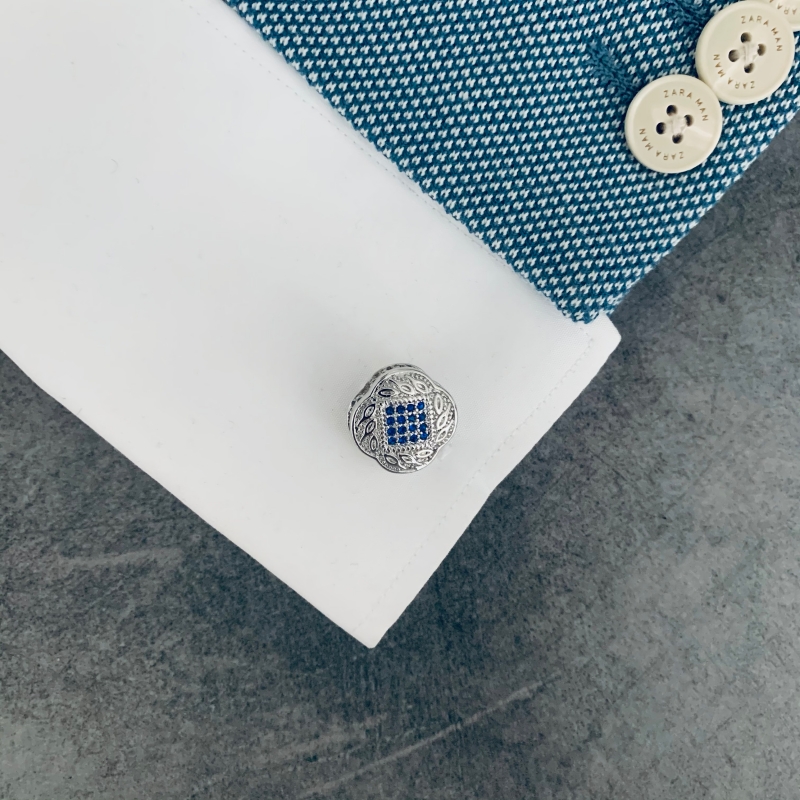 Stříbrné manžetové knoflíčky Ornament blue crystal