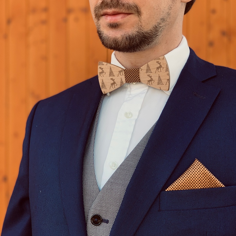 Dřevěný vánoční set - motýlek Jelen a stromeček + manžetové knoflíčky + kapesník