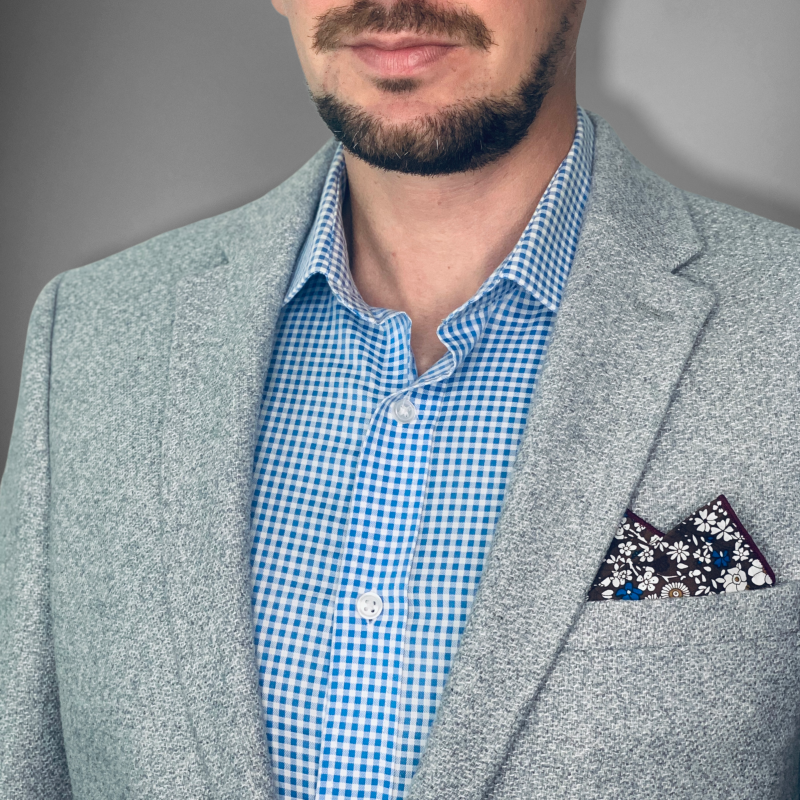 Hnědý kapesníček do saka Květiny 