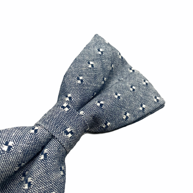 Tmavě modrý motýlek Vrtule 