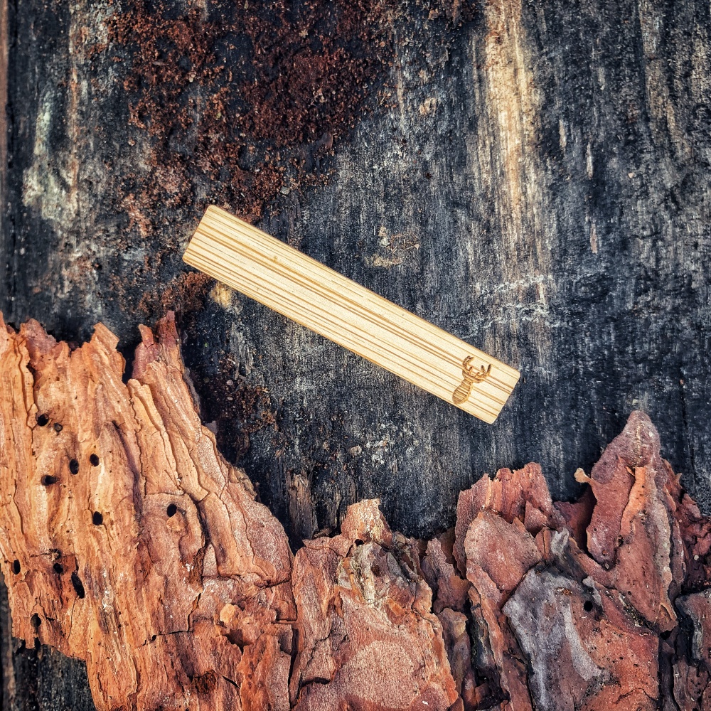 Dřevěná spona na kravatu Jelen paroží