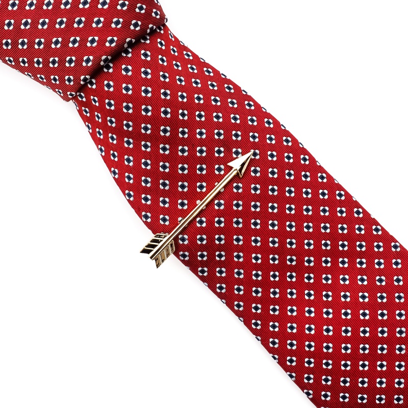 Zlatá spona na kravatu Šíp