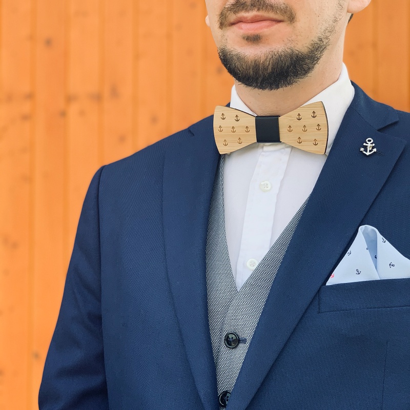 Dřevěný set - motýlek, manžetky + spona na kravatu Kotva 