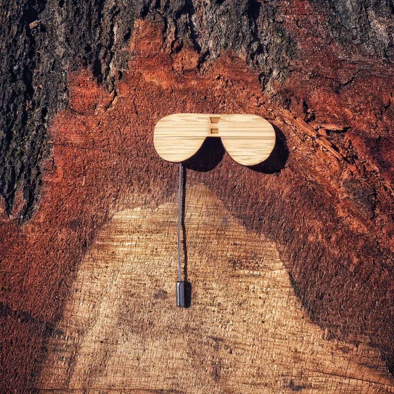 Dřevěná brož Brýle pilotky 