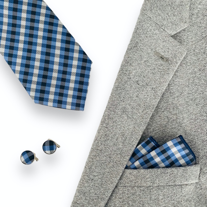 Modro - stříbrno - černý set kravata, kapesník a manžetové knoflíčky Kostičky 