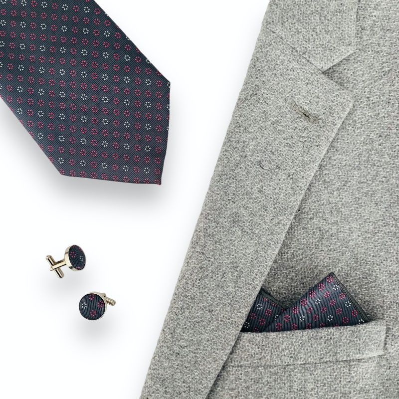 Šedý set kravata, kapesník a manžetové knoflíčky Flowee