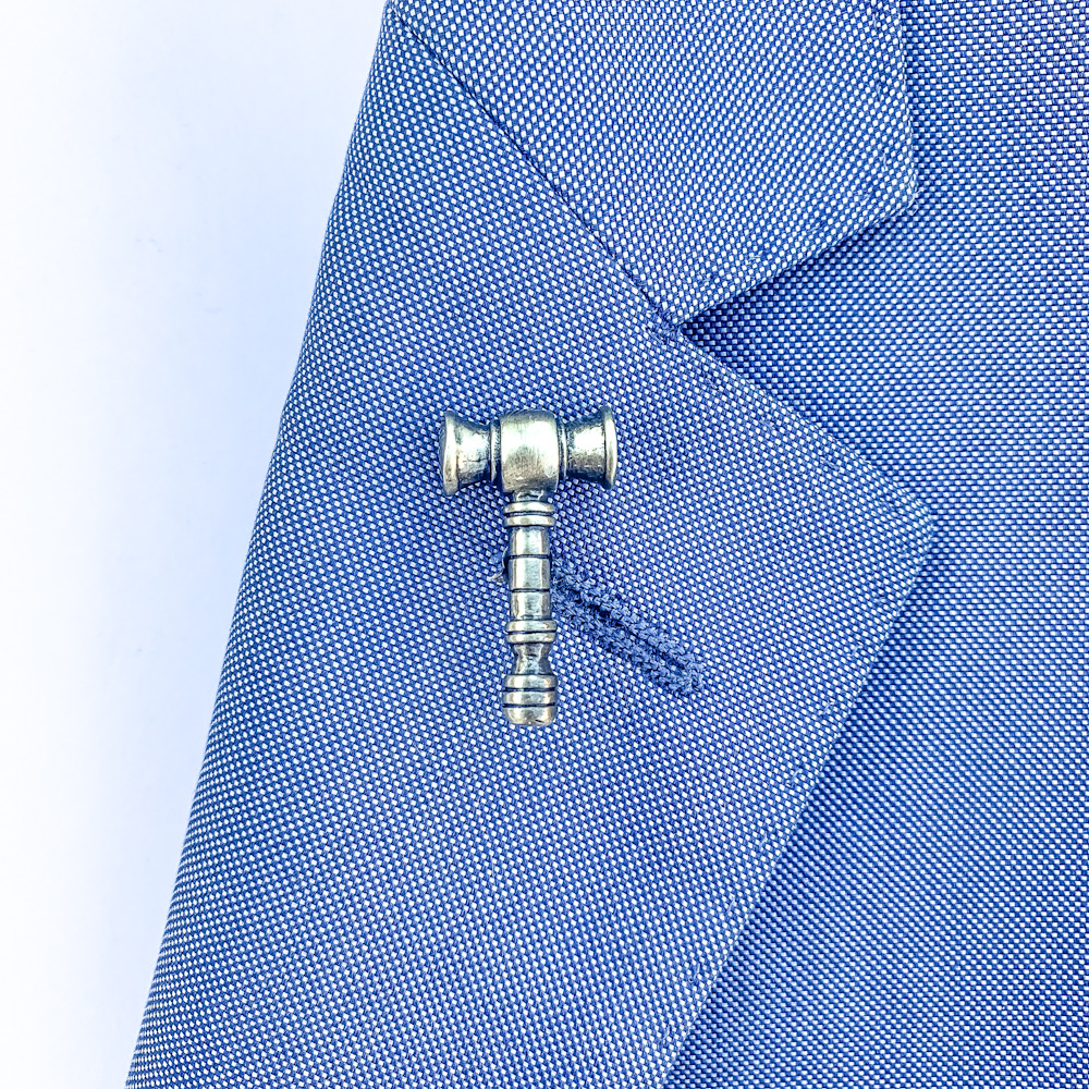 Brož Soudcovské kladívko vintage 