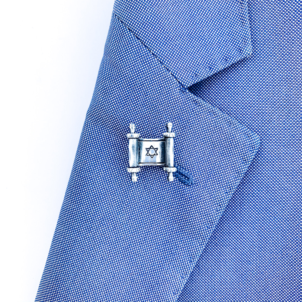 Brož Židovská kniha Tóra 