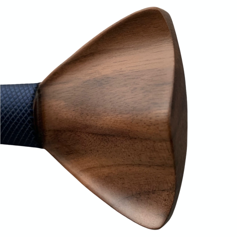 Dřevěný tmavě modrý set - motýlek Sharp Rounded + manžetové knoflíčky + kapesník
