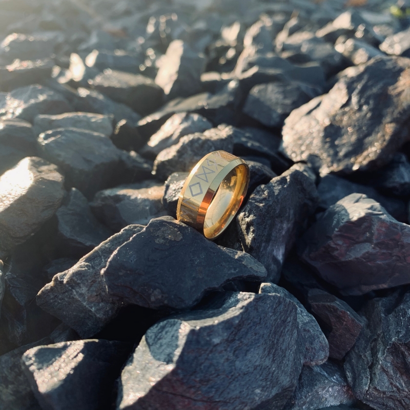 Zlatý prsten Runy vel. 8