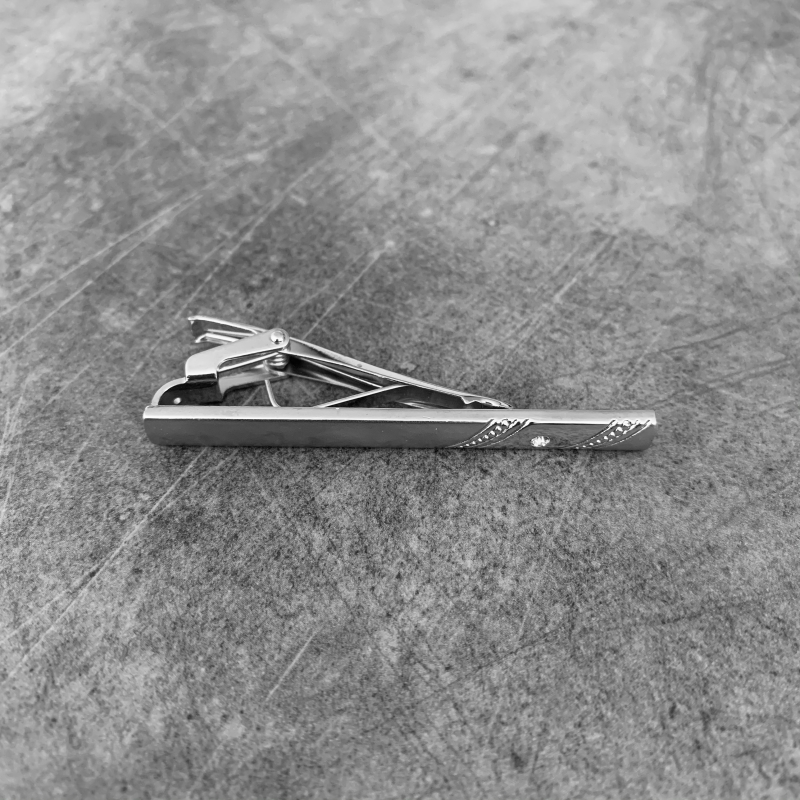 Stříbrná spona na kravatu Finger Crystal 