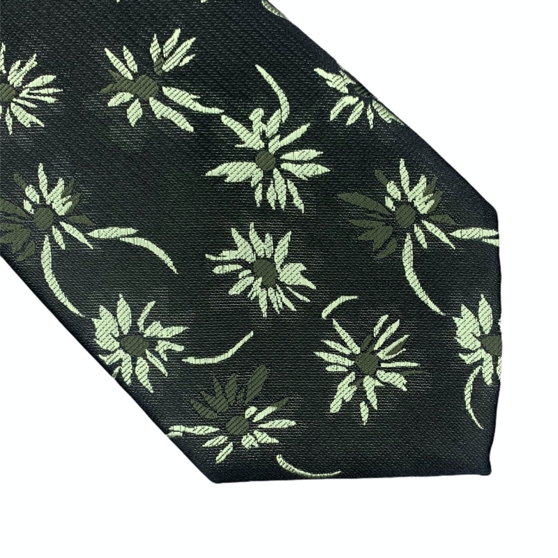 Černá kravata Květiny