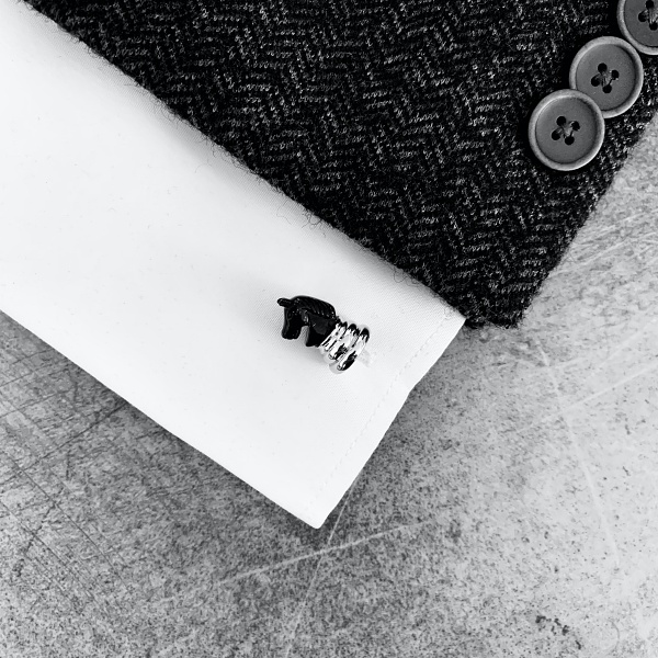 Manžetové knoflíčky Šachová figurka černý a bílý kůň