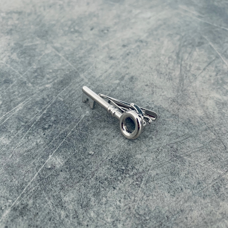 Spona na kravatu Klíč 